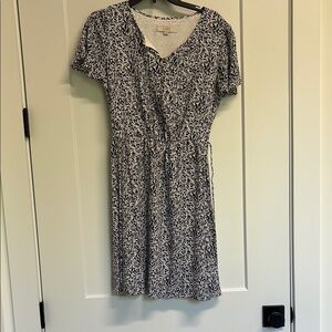 LOFT Navy and White Short Sleeve V-Neck Mini Dress, S